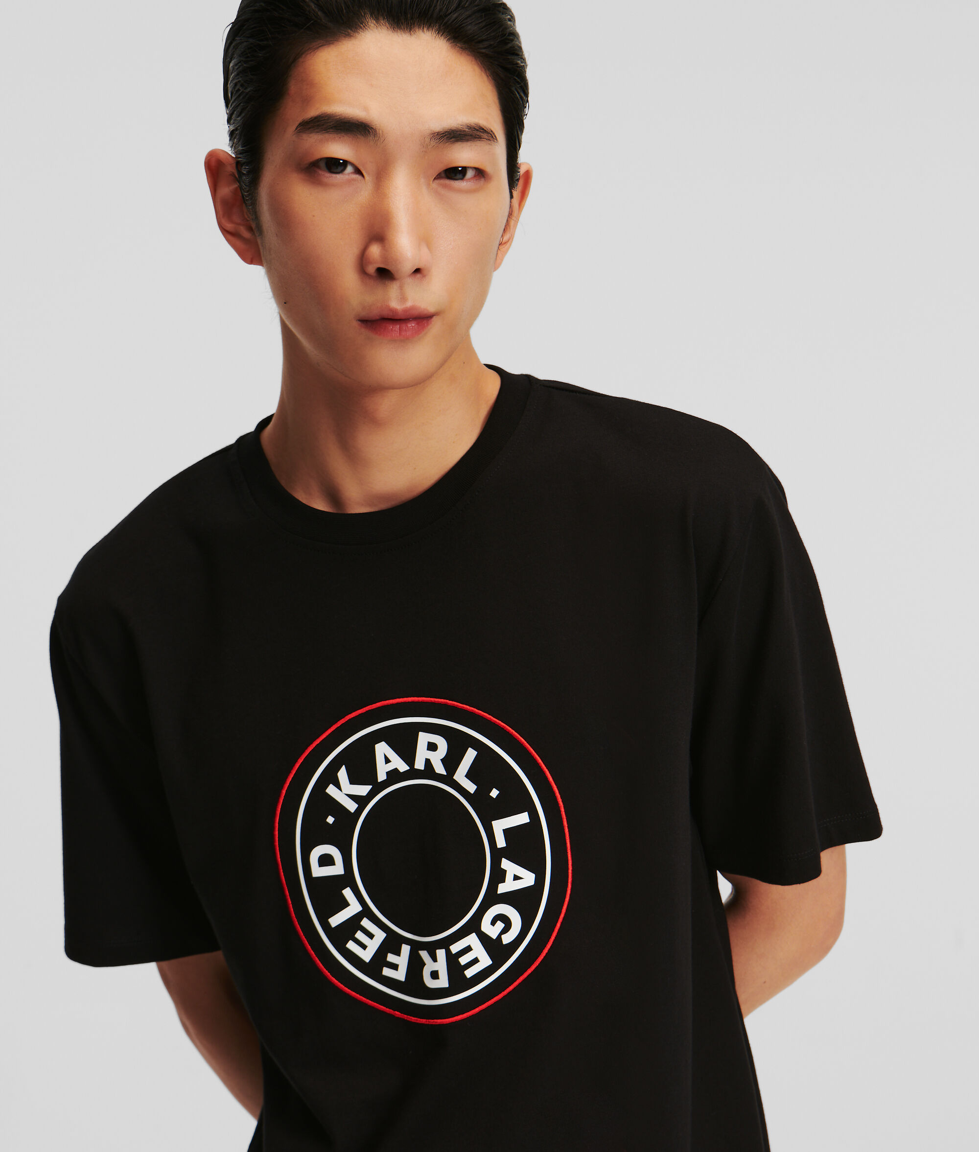 (image for) Minimalistic CIRCLE LOGO T-SHIRT